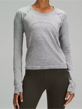 Lululemon Swiftly Tech Long-Sleeve Shirt 2.0 Waist Length Size 8 , Slate